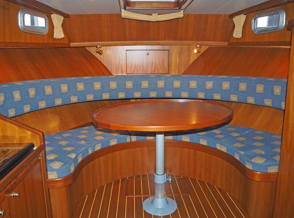 Fore ship, Accommodation